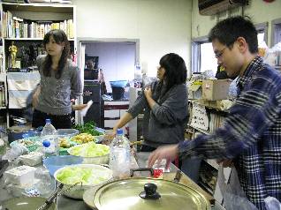 �����̓�̍ޗ��B