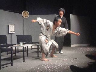 ����ł���B�i�Ɣn�ɏ��i�D������j